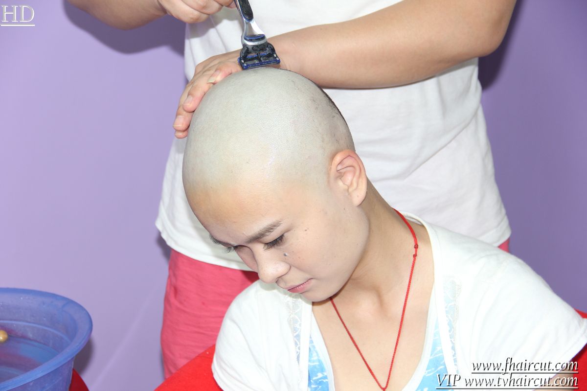 上海刮光头理发店,刮光头理发店,小理发店刮光头_大山谷图库