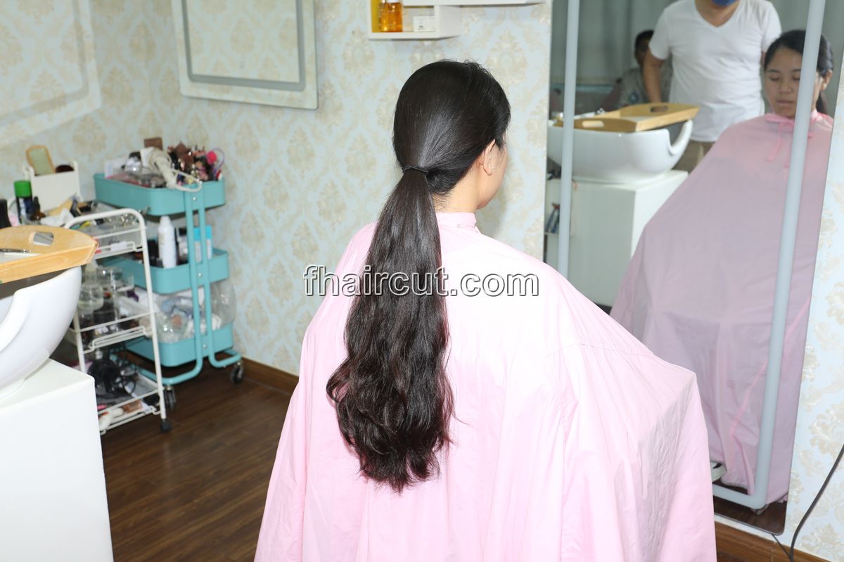 X065#  long hair